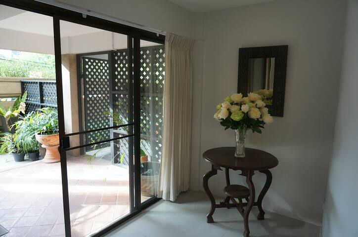 Homey Residence in center of Bangkok ★★★★★ gallery image 3