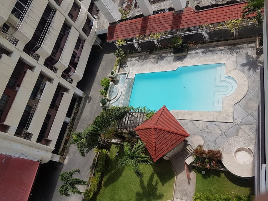 pool view
