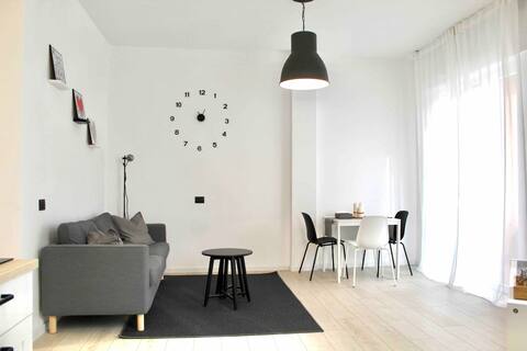 Exclusive - Modern Design - Lainate Rho Fiera