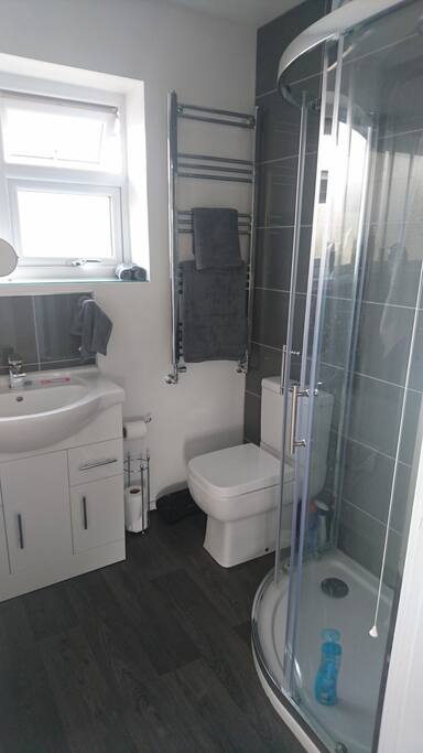 Upstairs Bathroom