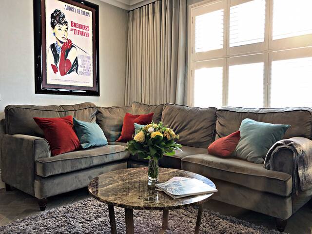 *Luxury 3 bedroom Townhouse in Chelsea, London* gallery image 4