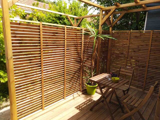 Maisonnette proche centre ville