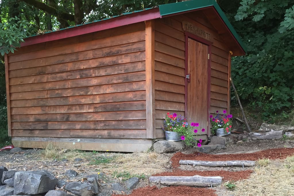 Tiny house glamping!