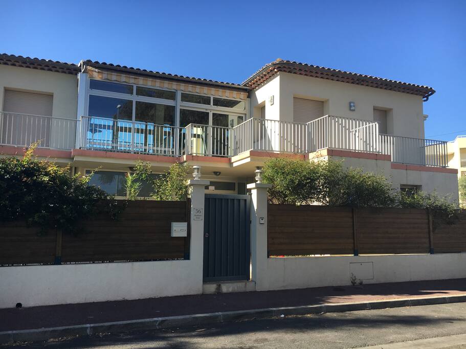Villa 'Residence Dulys' 36 Rue Dulys