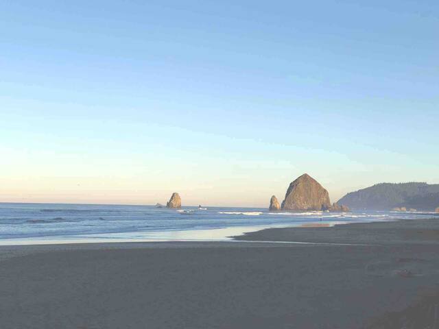 Cannon Beach House amazing ocean views