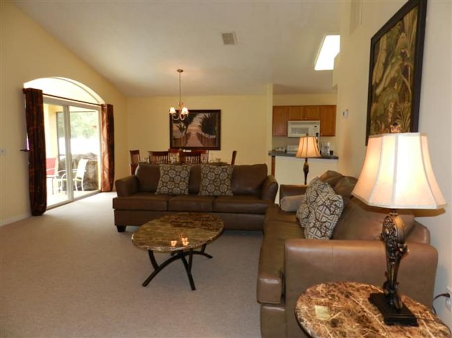 LivingRoom2