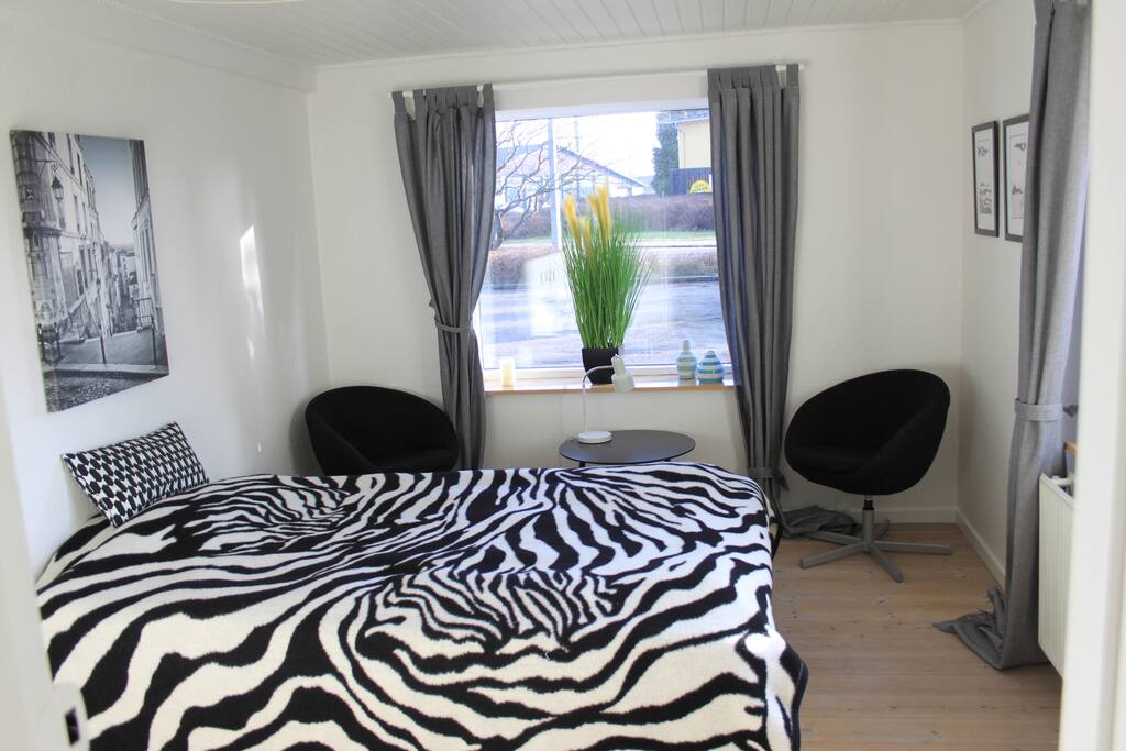 First room, ground floor