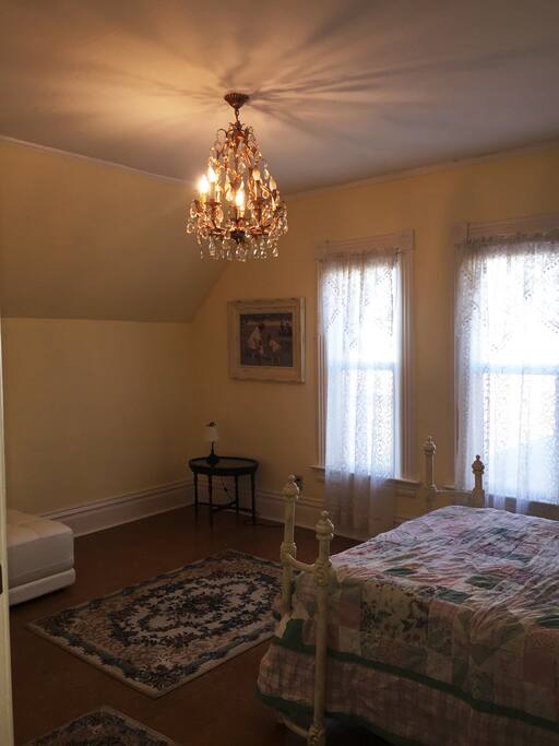 Great room for couples or a individual.