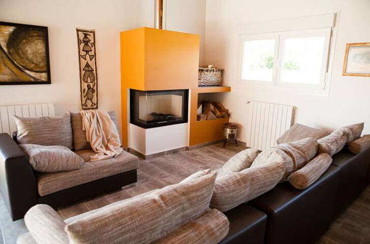 Casa rural entre el mar y la montaña gallery image 5