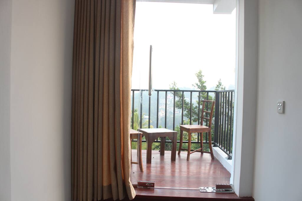 balcony