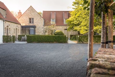 Beautiful holiday farmhouse at 5 min from De Haan(20p)