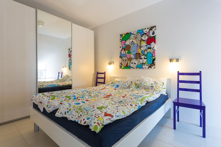 chumba kikuu cha kulala sakafu ya 1