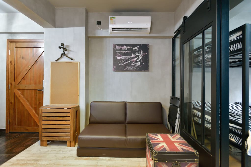Living Area - with double sofa bed