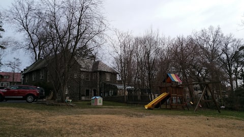 2 BR Apt on Serene Private Estate