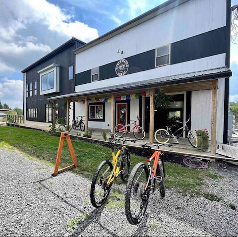 Blackwater Bed & Bikes #1