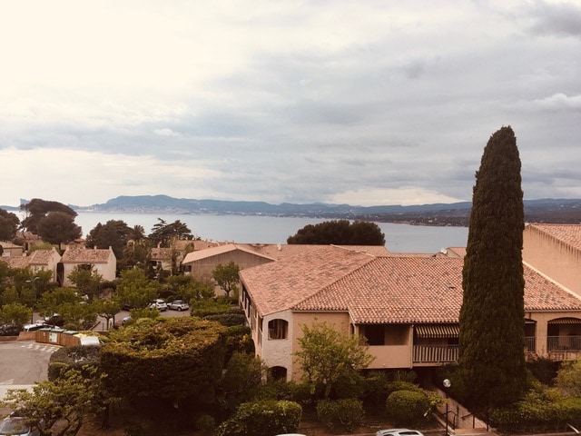 Successful Airbnb property: Studio 4 pers, sea view Saint Cyr sur Mer in Saint Cyr Sur Mer