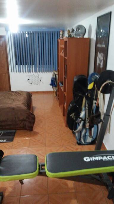 Area adaptable, ejercicio o sala de estar