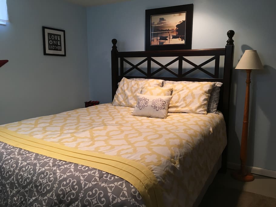 New Pillow-Top Queen Bed