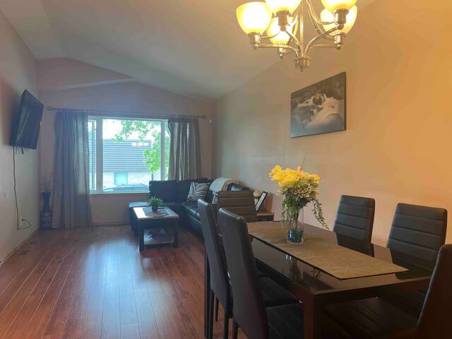 Home away from Home – 4BDRM gallery image 4