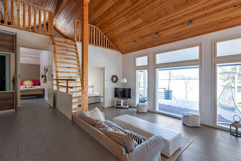 Waterfront Villa Fox nearby Lahti