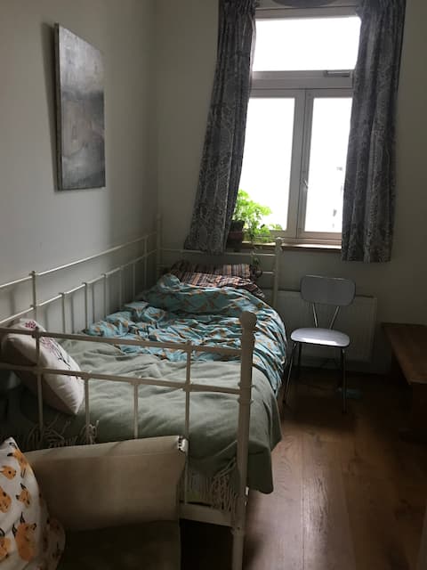 Casa Vrolik, Amsterdam, Oosterparkbuurt Bnb 1pp