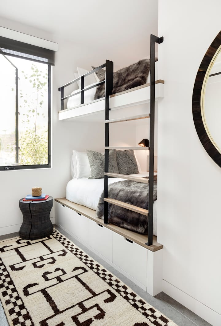 Dormitorio #4 - 2 literas tamaño queen