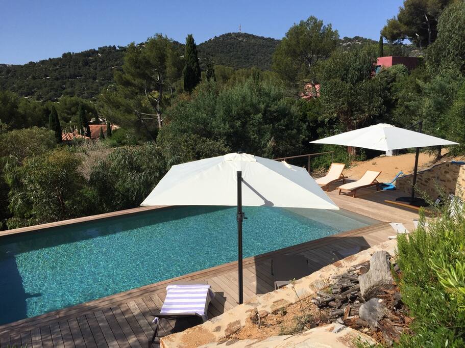 Piscine 11mx6m avec volet de sécurité