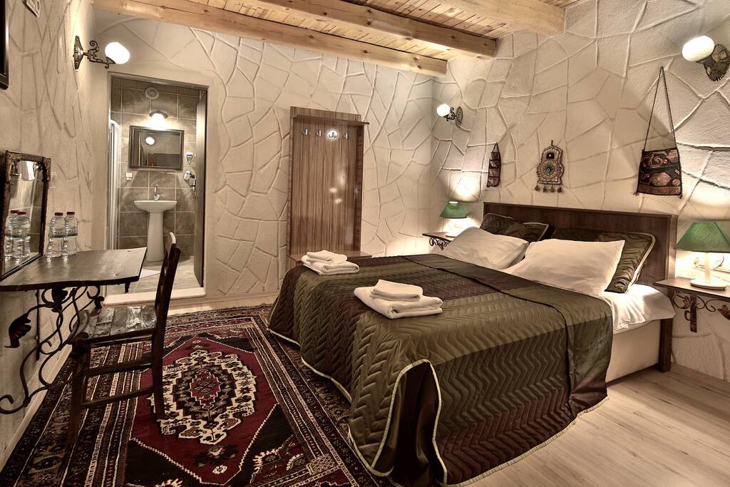 STANDARD DOUBLE ROOM - has private ensuite bathroom, double bed, bedside reading lamps, central heating in winter and a fan in summer.