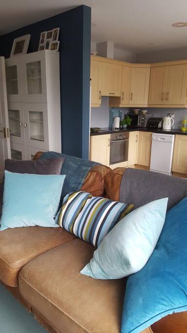 Sitting Room/Kitchen
