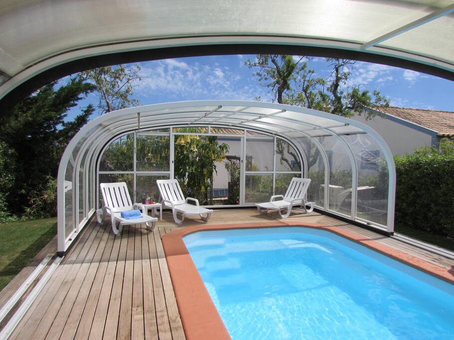 Heated pool