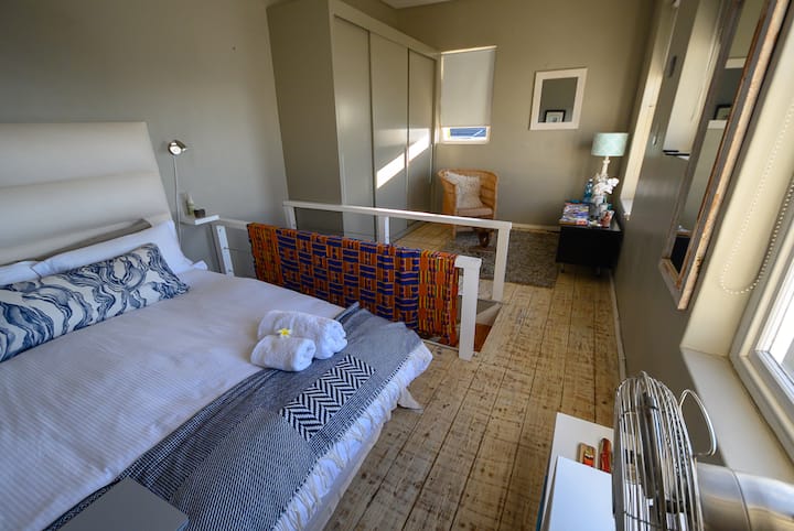 Funky Greenpoint Double Storey Loft Apartment - Le Cap