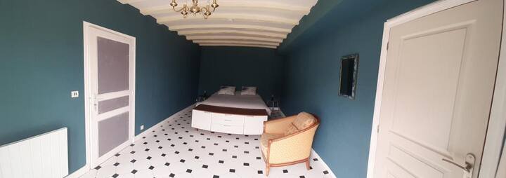 ห้องนอนพร้อมเตียง 160