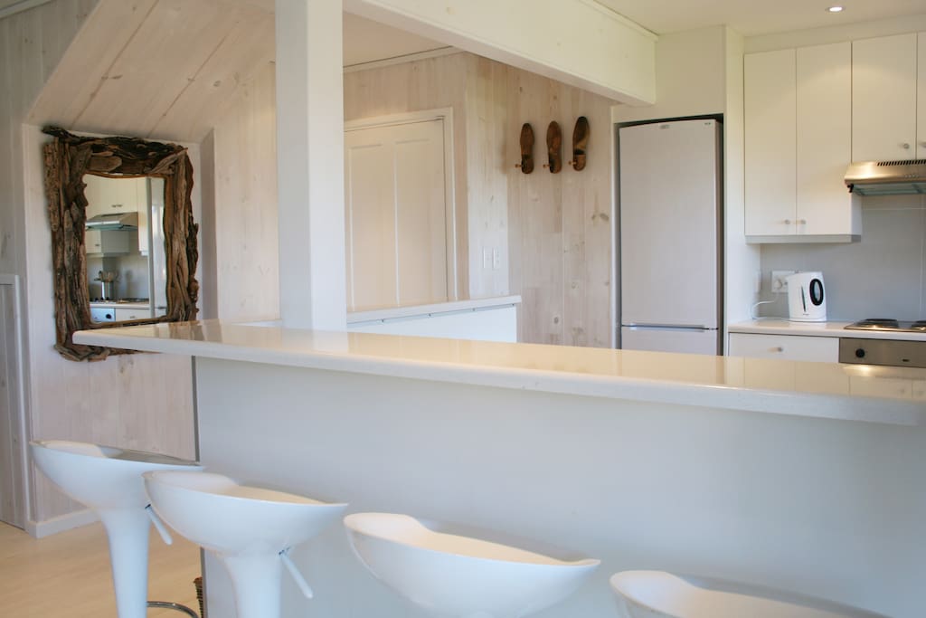 Open plan kitchen and breakfast bar