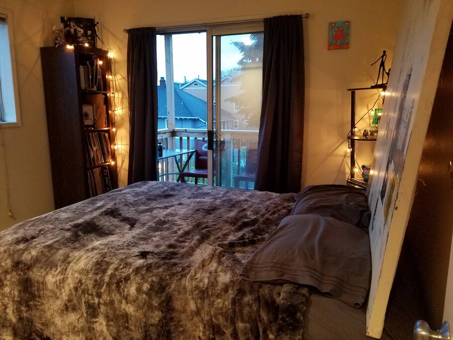 Room view #2