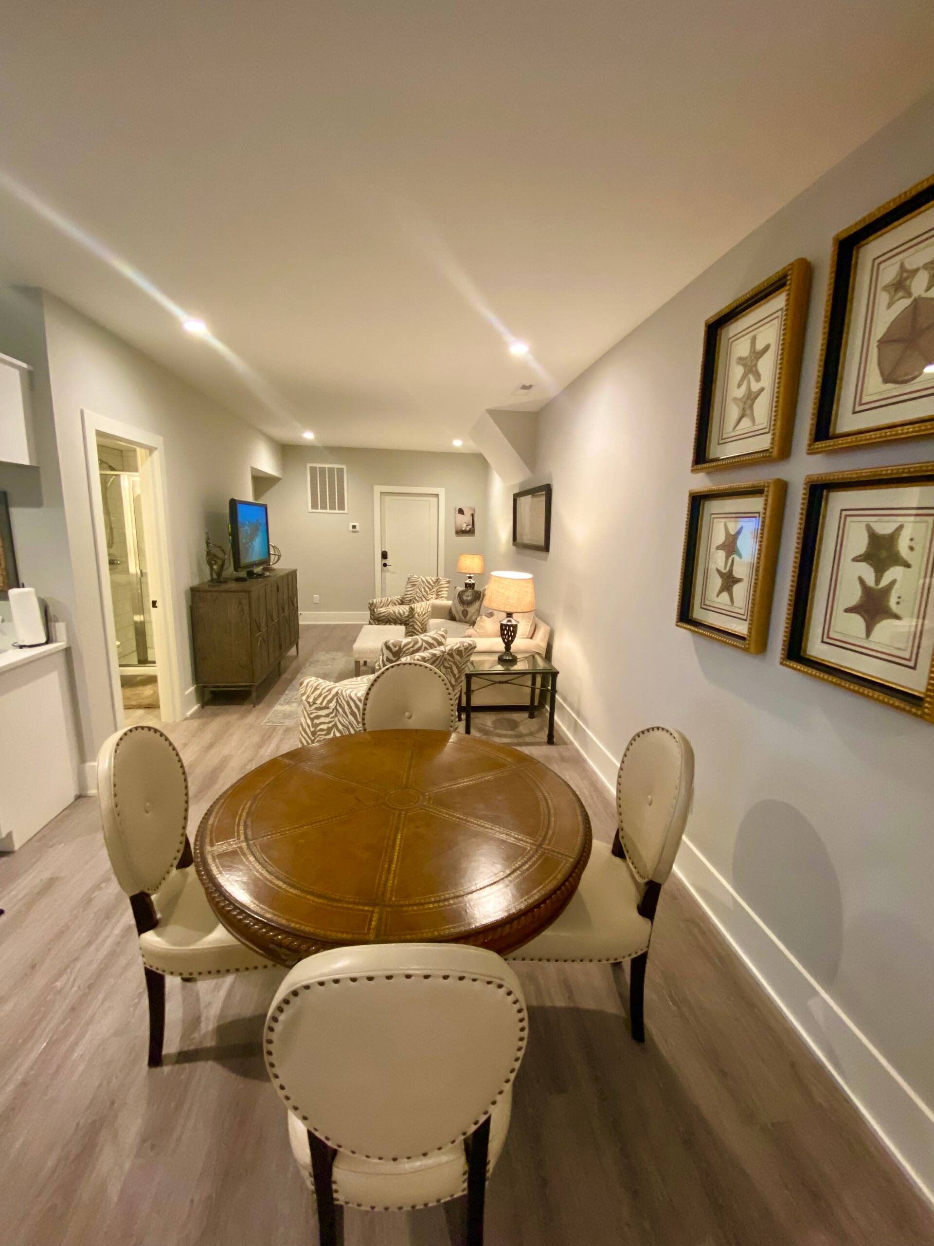 Elegant King Bed Apartment In Quiet Neighborhood — foto 2