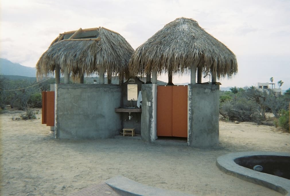 Bathroom with outdoor shower (has a water heater for winter season)