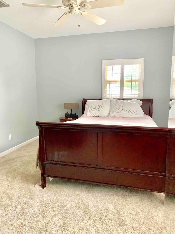 Private Guest Retreat, 1200 Sq. Ft. Luxury Oasis - Dunedin, FL