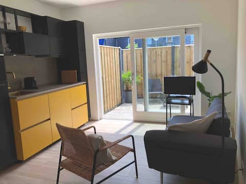 Successful Airbnb property: Summer in Domburg vacation home close to the sea in Wijk 04 Domburg