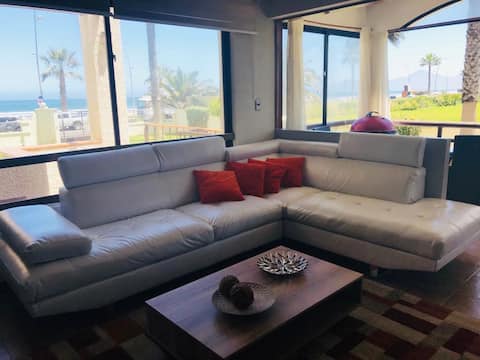 Modern and spacious apartment on Avenida del Mar