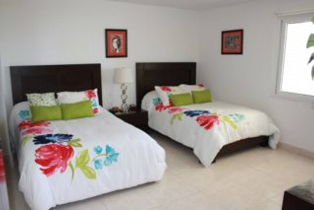 Bedroom with 2 double beds