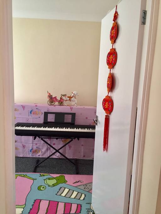 we have piano, all clients welcome to play!
