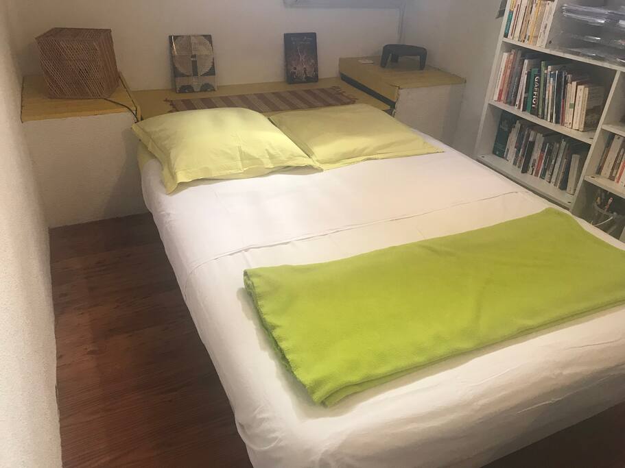Petite chambre sous combles