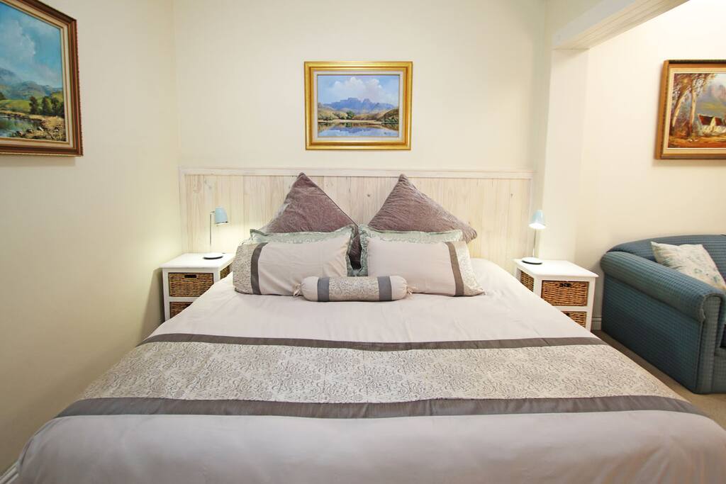 Mountain Room (King or Twin)