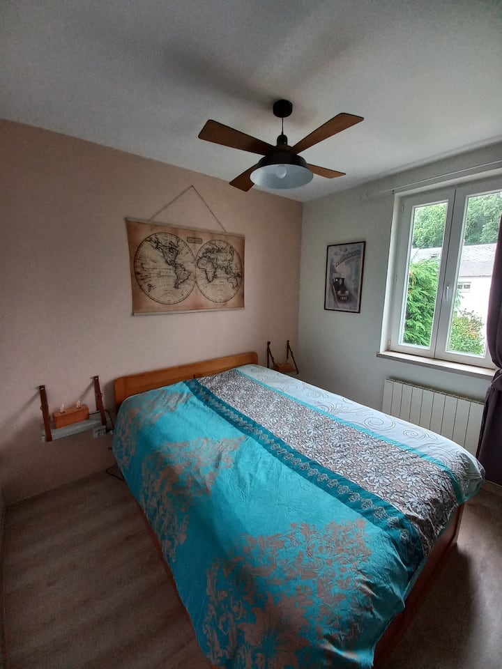 غرفة نوم مزدوجة في الطابق الأول 