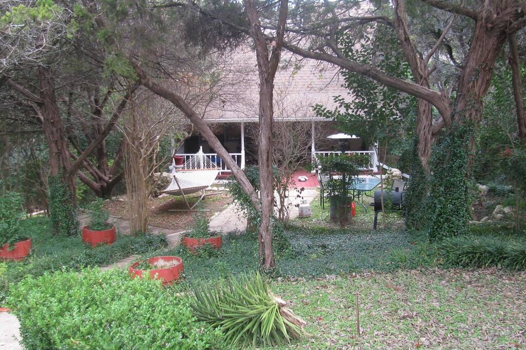 3 Story Cabin On 2 Acres Of Secluded Woods