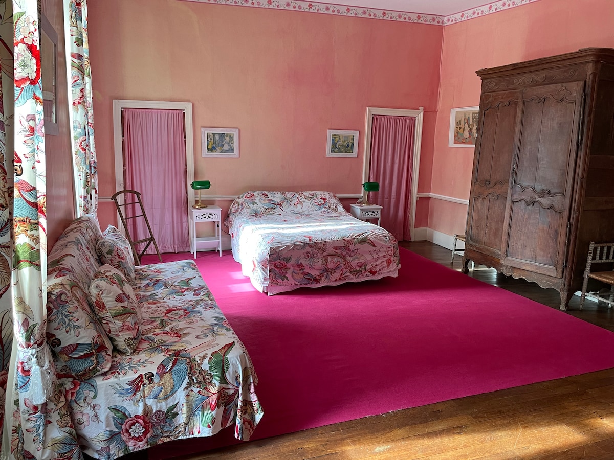 Rabbit room - not used in winter, no heat