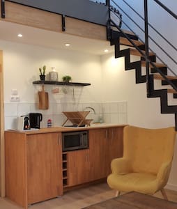 Maisonnette indépendante à côté du centre ville