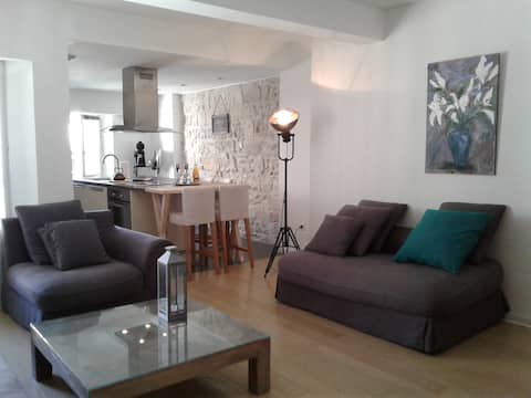 Top Airbnb: right in the historic center very quiet cocoon in Avignon