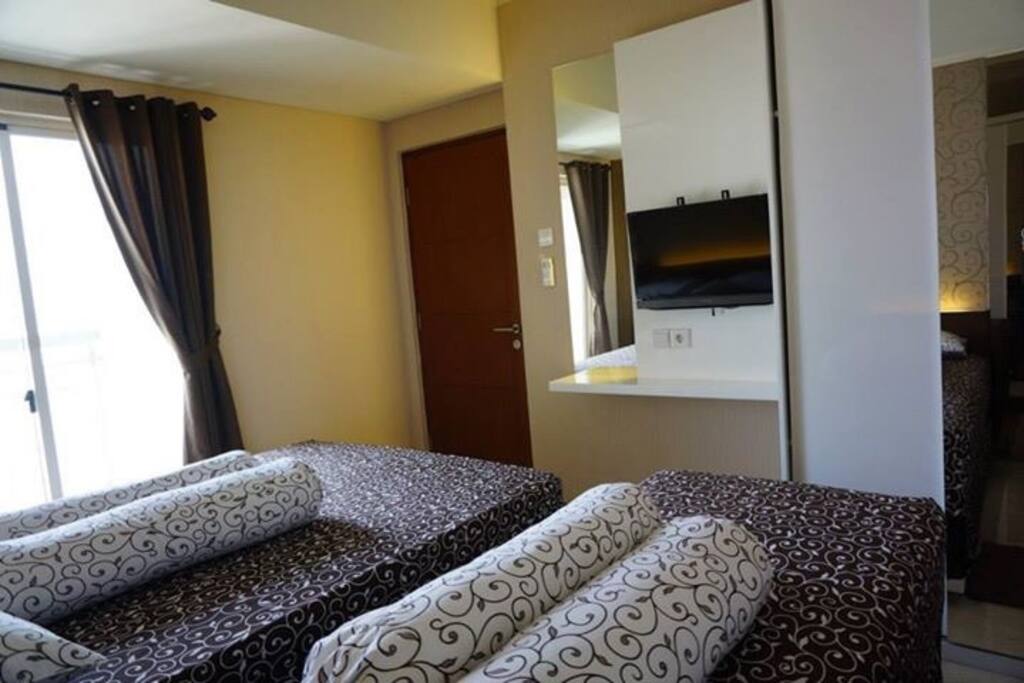Master Bedroom + TV