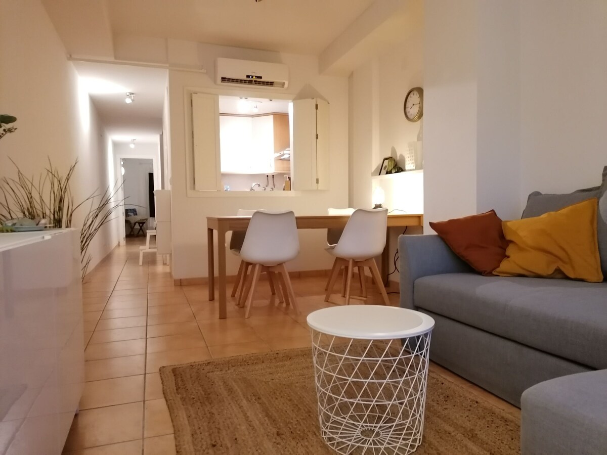 მე-2 სართული მისაღები ოთახი